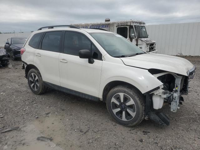 JF2SJABC0JH404892 - 2018 SUBARU FORESTER 2.5I WHITE photo 4