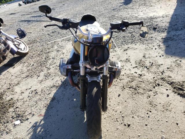 WB10J1301KZ732048 - 2019 BMW R NINE T PURE GOLD photo 2