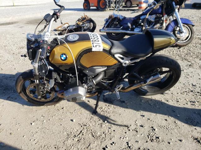 WB10J1301KZ732048 - 2019 BMW R NINE T PURE GOLD photo 3