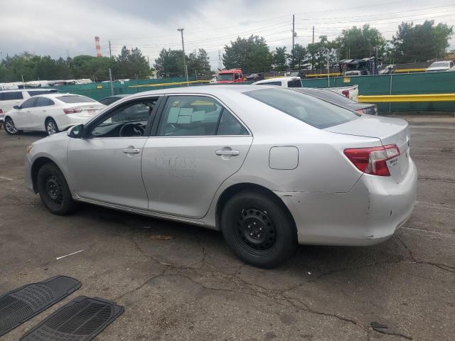 4T4BF1FK9CR201836 - 2012 TOYOTA CAMRY BASE SILVER photo 2