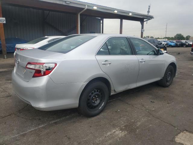 4T4BF1FK9CR201836 - 2012 TOYOTA CAMRY BASE SILVER photo 3