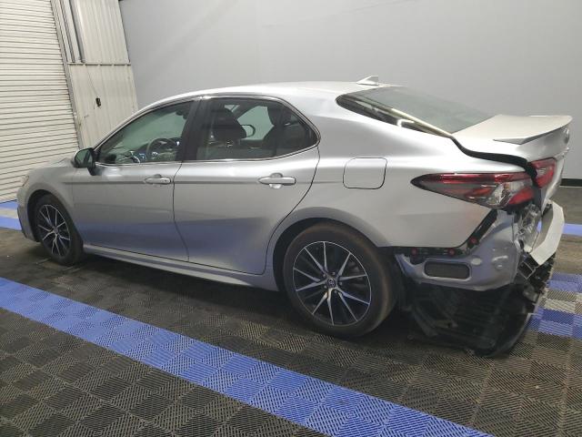 4T1G11AK9RU871336 - 2024 TOYOTA CAMRY SE NIGHT SHADE SILVER photo 2