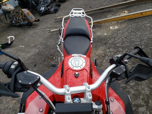 WB10A1208HZ897637 - 2017 BMW R1200 GS ADVENTURE RED photo 5