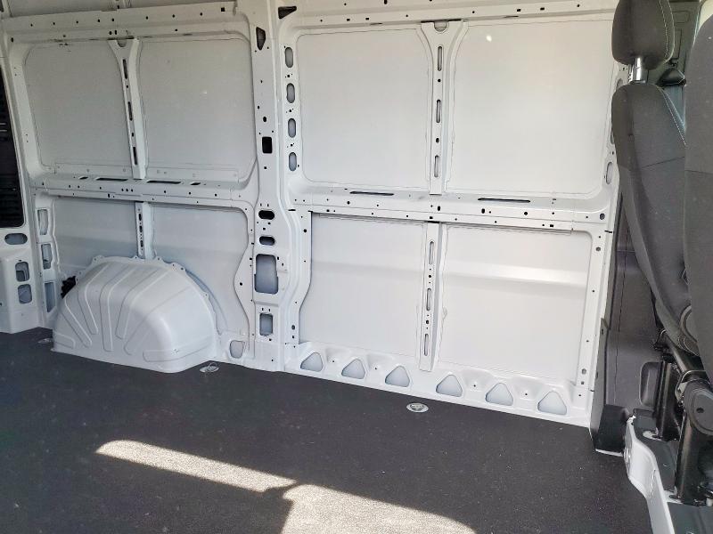 3C6LRVCG6RE119112 - 2024 RAM PROMASTER 2500 HIGH أبيض صورة 11