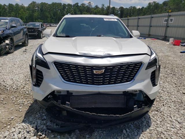 1GYAZAR41KF175132 - 2019 CADILLAC XT4 LUXURY WHITE photo 5