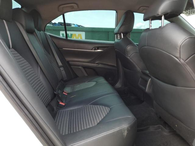 4T1B11HK4KU215485 - 2019 TOYOTA CAMRY L WHITE photo 10