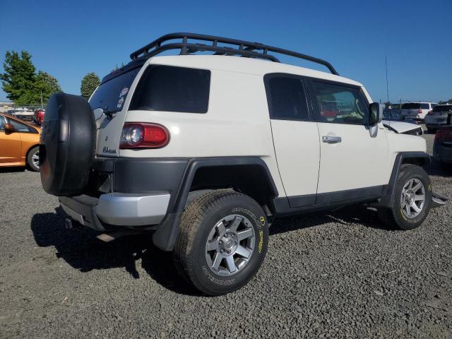 JTEBU4BF9EK199840 - 2014 TOYOTA FJ CRUISER WHITE photo 3