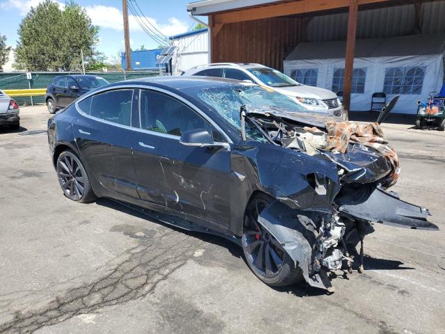 5YJ3E1EC0LF742797 - 2020 TESLA MODEL 3 Qara foto 4