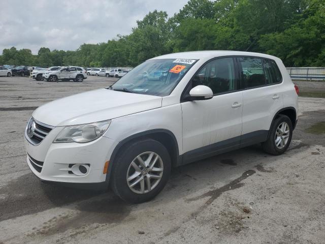2011 VOLKSWAGEN TIGUAN S, null