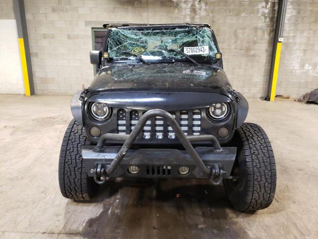 1J4FA54197L134189 - 2007 JEEP WRANGLER SAHARA BLACK photo 5