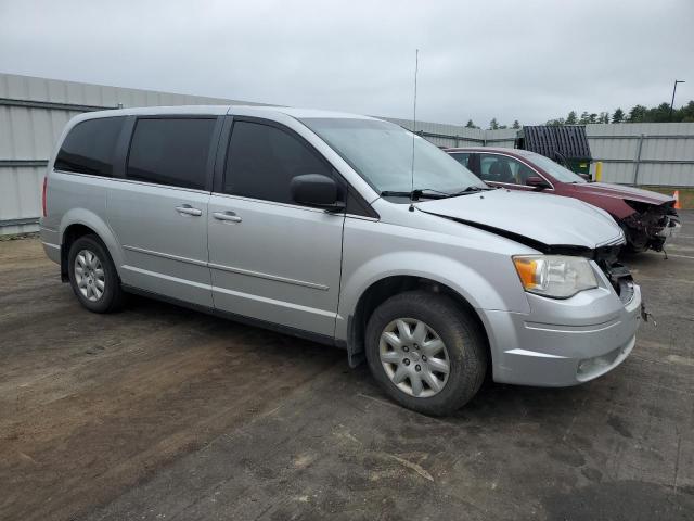 2A8HR44E79R631197 - 2009 CHRYSLER TOWN & COU LX SILVER photo 4