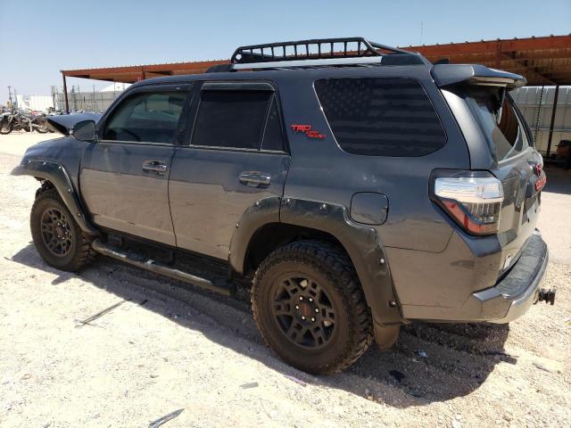 JTEBU5JR0J5609242 - 2018 TOYOTA 4RUNNER SR5/SR5 PREMIUM GRAY photo 2