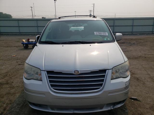 2A8HR54P78R635207 - 2008 CHRYSLER TOWN & COU TOURING 银色 照片 5