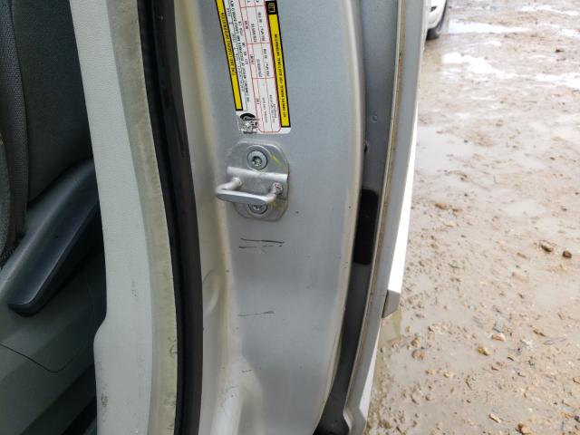 2A8HR54P48R758186 - 2008 CHRYSLER TOWN & COU TOURING 银色 照片 10