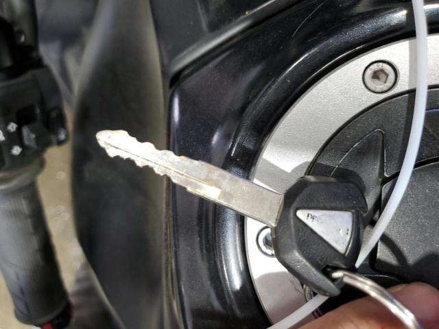 JKAEXEE15DDA08865 - 2013 KAWASAKI EX650 E BLACK photo 8