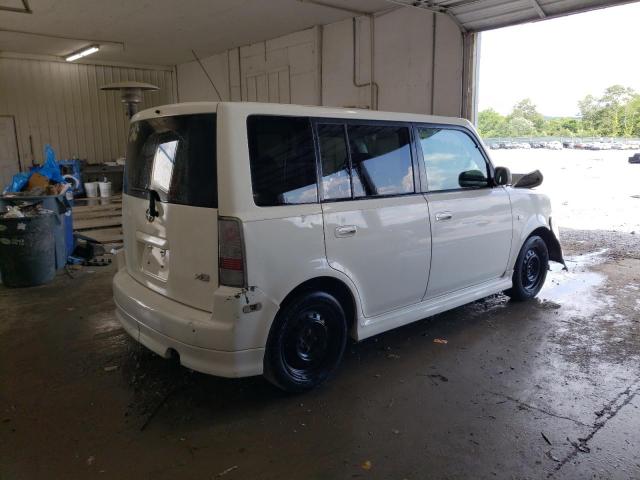 JTLKT324564052912 - 2006 TOYOTA SCION XB WHITE photo 3