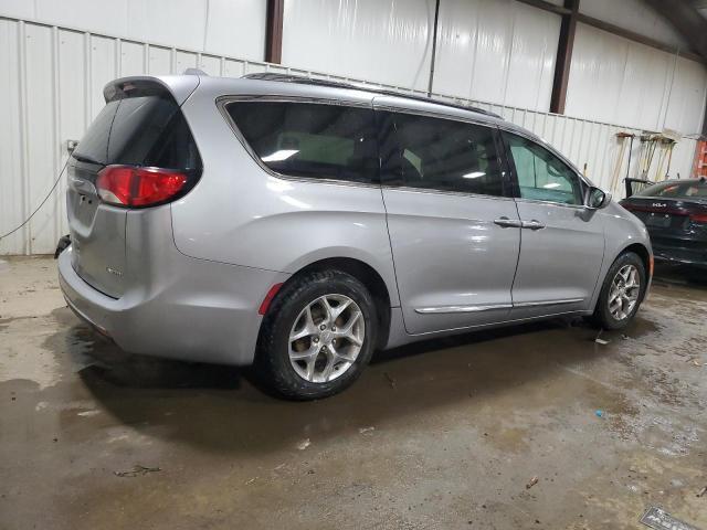 2C4RC1GG9HR796207 - 2017 CHRYSLER PACIFICA LIMITED SILVER photo 3