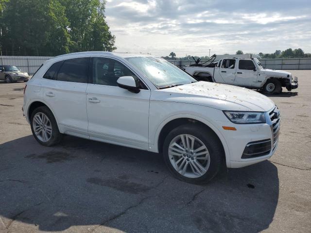 WA1CNAFY3J2216460 - 2018 AUDI Q5 PRESTIGE WHITE photo 4