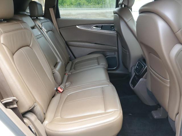 2LMTJ8LR1GBL71518 - 2016 LINCOLN MKX RESERVE 奶油色 照片 11