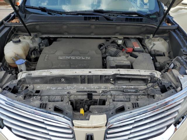 2LMTJ8LR1GBL71518 - 2016 LINCOLN MKX RESERVE 奶油色 照片 12