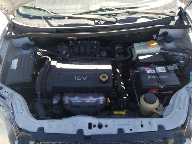 KL1TD56627B063956 - 2007 CHEVROLET AVEO BASE SILVER photo 7