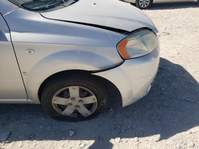 KL1TD56627B063956 - 2007 CHEVROLET AVEO BASE SILVER photo 9
