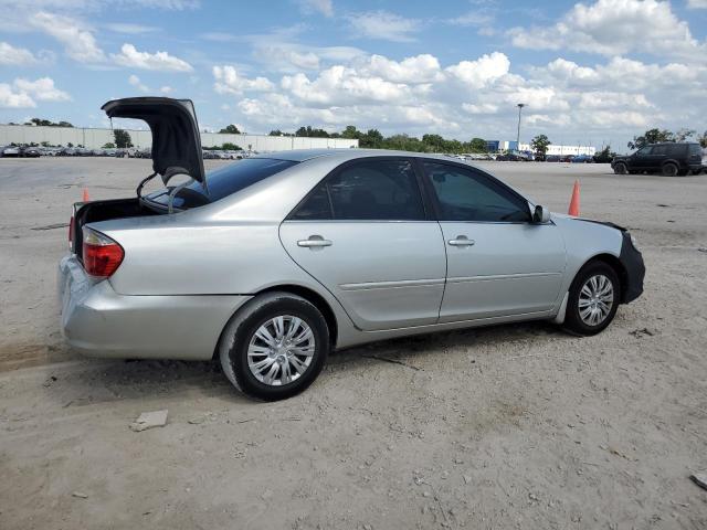 4T1BE32K06U716338 - 2006 TOYOTA CAMRY LE SILVER photo 3