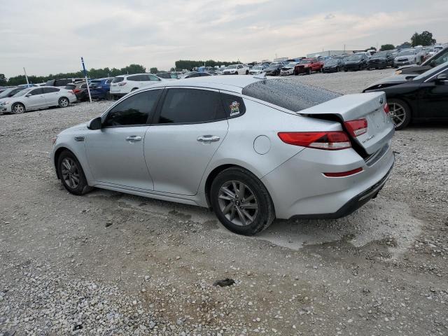 5XXGT4L33KG343079 - 2019 KIA OPTIMA LX SILVER photo 2