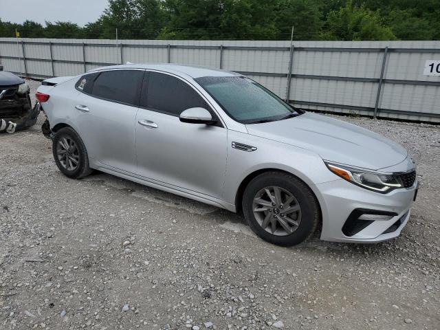 5XXGT4L33KG343079 - 2019 KIA OPTIMA LX SILVER photo 4