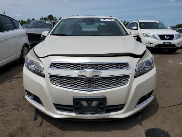 1G11J5SXXDF222386 - 2013 CHEVROLET MALIBU LTZ WHITE photo 5