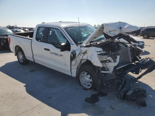 1FTEX1C53PKF11733 - 2023 FORD F150 SUPER CAB WHITE photo 4