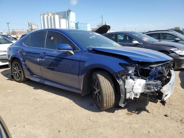 4T1G11BK5RU118904 - 2024 TOYOTA CAMRY SE NIGHT SHADE BLUE photo 4