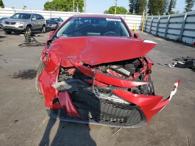 5YFEPRAE8LP051319 - 2020 TOYOTA COROLLA LE წითელი ფოტო 5