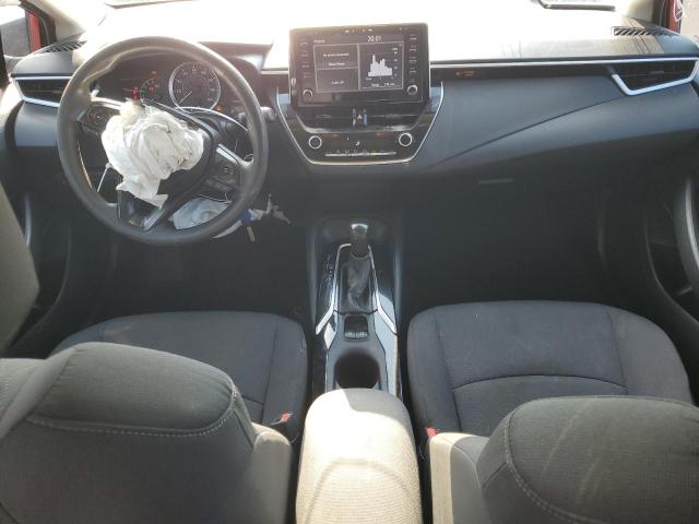 5YFEPRAE8LP051319 - 2020 TOYOTA COROLLA LE წითელი ფოტო 8