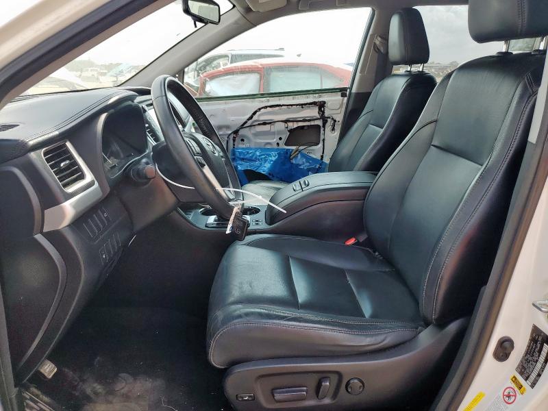 5TDKKRFH4FS079764 - 2015 TOYOTA HIGHLANDER XLE WHITE photo 7