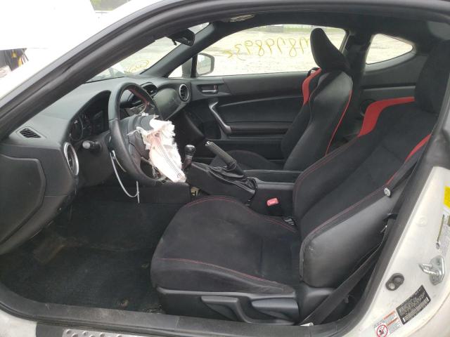 JF1ZNAA13D2726537 - 2013 TOYOTA SCION FR-S 白色 照片 7