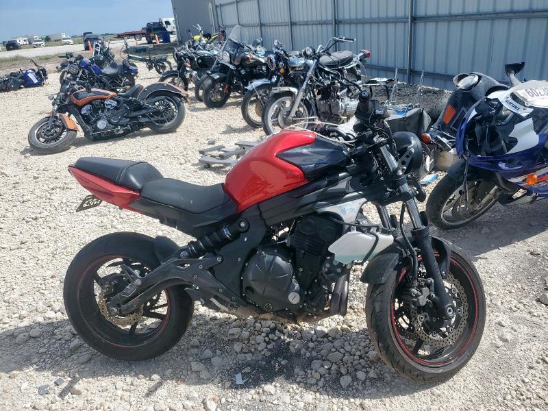 JKAEXEE15GDA21488 - 2016 KAWASAKI EX650 E RED photo 1