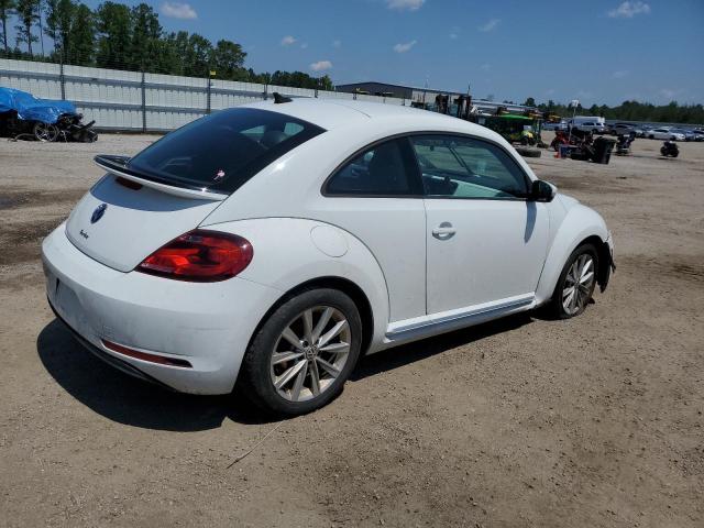 3VWJ17AT8HM612696 - 2017 VOLKSWAGEN BEETLE SE WHITE photo 3