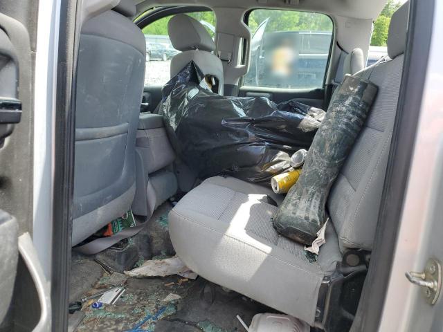 1GC2KUEG1FZ531745 - 2015 CHEVROLET SILVERADO K2500 HEAVY DUTY SILVER photo 10