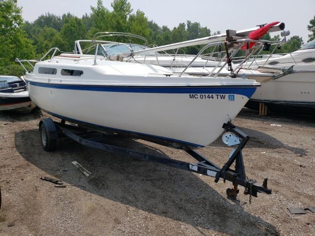 MACR2495M84C - 1984 MACG SAIL BOAT WHITE photo 1