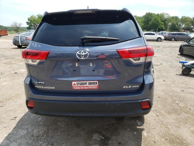 5TDJZRFH3KS727158 - 2019 TOYOTA HIGHLANDER SE BLUE photo 6