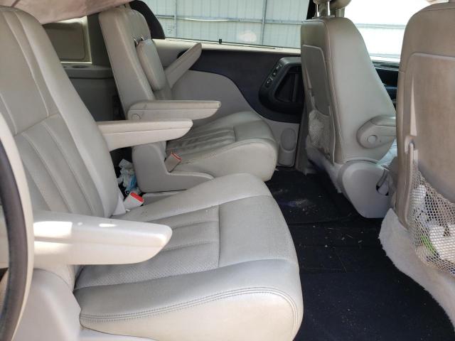 2C4RC1CG9DR596055 - 2013 CHRYSLER TOWN & COU TOURING L RED photo 11