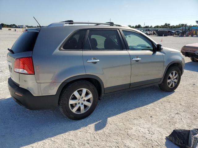 5XYKT3A62DG406589 - 2013 KIA SORENTO LX CHARCOAL photo 3