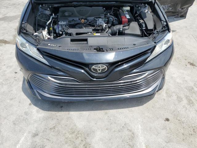 4T1B11HKXJU101909 - 2018 TOYOTA CAMRY L BLACK photo 11