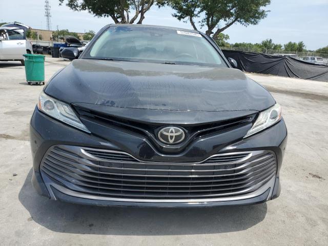 4T1B11HKXJU101909 - 2018 TOYOTA CAMRY L BLACK photo 5