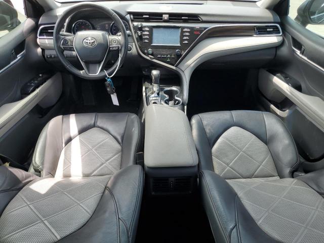 4T1B11HKXJU101909 - 2018 TOYOTA CAMRY L BLACK photo 8