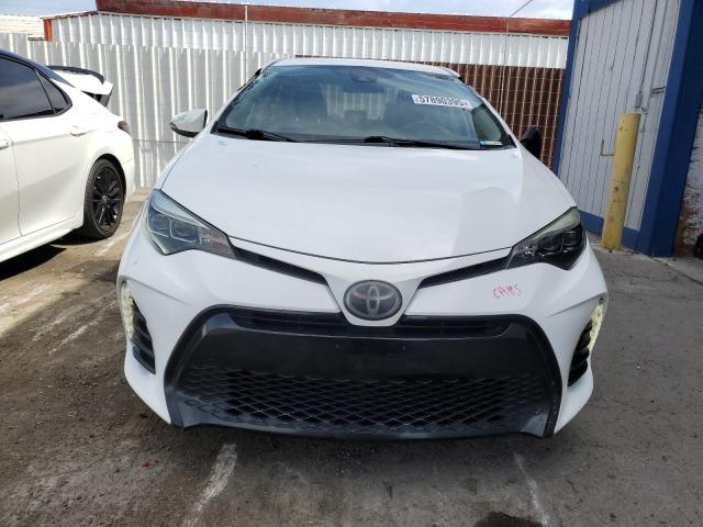 2T1BURHE8JC081113 - 2018 TOYOTA COROLLA L თეთრი ფოტო 5
