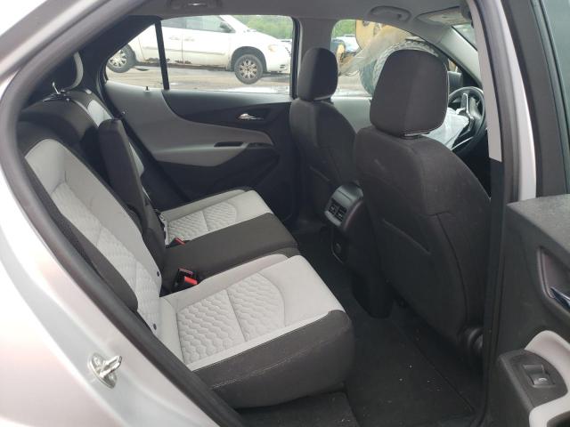2GNAXREV3J6300964 - 2018 CHEVROLET EQUINOX LS 银色 照片 10