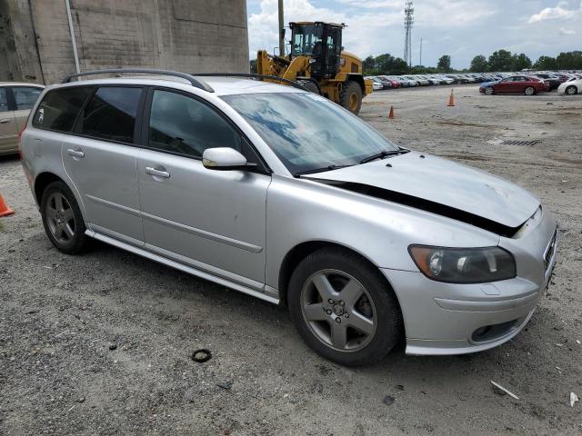 YV1MJ682462166522 - 2006 VOLVO V50 T5 SILVER photo 4