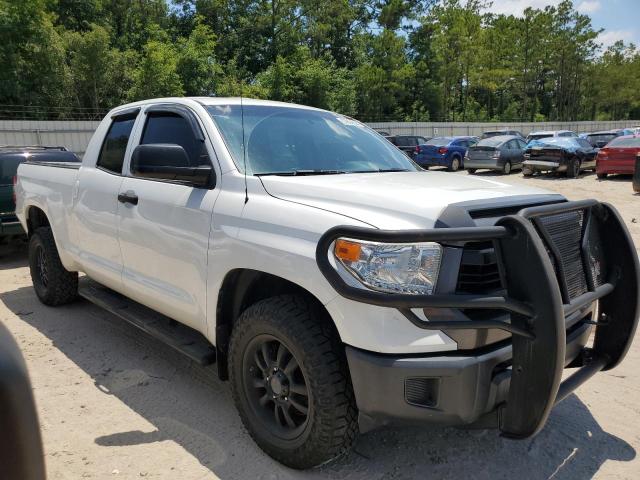 5TFRM5F15GX104140 - 2016 TOYOTA TUNDRA DOUBLE CAB SR/SR5 WHITE photo 4